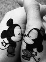 Значение татуировок для девушек на руке