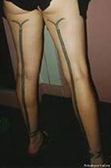 Девушка с татуировкой 2012